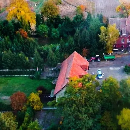 Farm stay Lesniczowka Piasek *