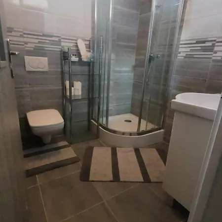 Farm stay Lesniczowka Piasek *